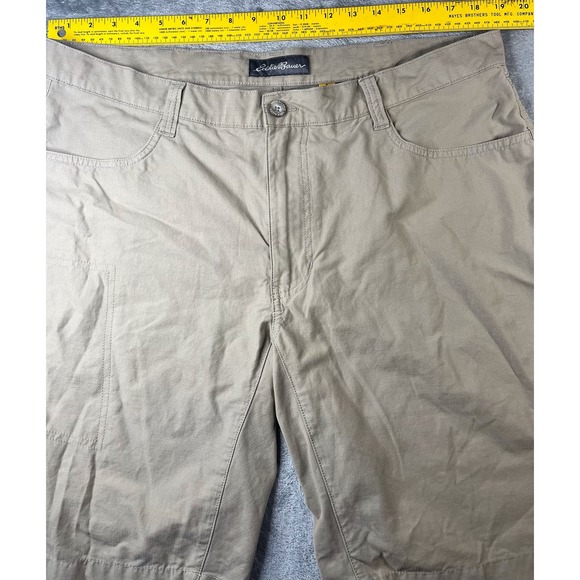 Eddie Bauer Mens Tan Canvas Utility Shorts Outdoor Casual Comfort - Picture 2 of 11